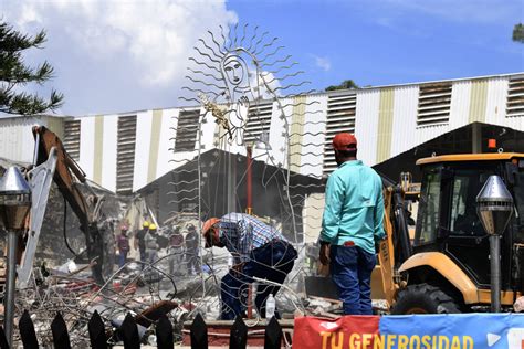 10 people are dead after Mexico church roof collapses. No more survivors believed buried in rubble